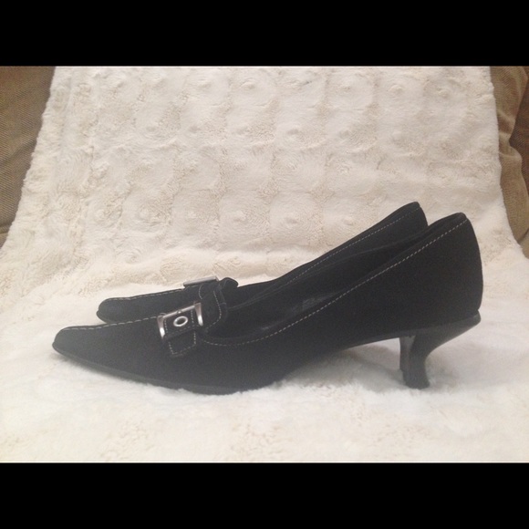 Prada Kitten Heels - Picture 3 of 7